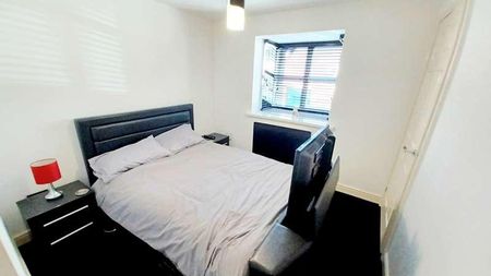 St. Andrews Terrace, Bishop Auckland, County Durham, DL14 - Photo 2