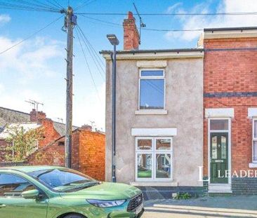 3 bedroom semi-detached house to rent - Photo 6