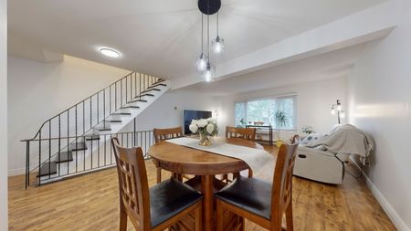 For Lease - 2440 Bromsgrove Road Unit# 77, Mississauga, Ontario - Photo 5