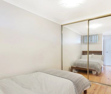 Stylish & Convenient Living in the Heart of Coorparoo - Photo 2