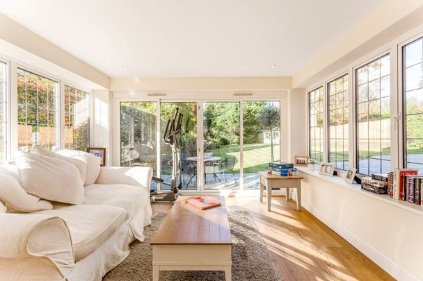 4 bedroom detached house to rent - Photo 1