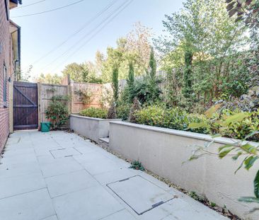 2 bedroom maisonette to rent - Photo 4