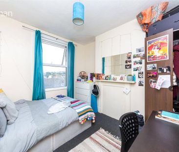 5 bedroom terraced house to rent - Photo 4