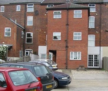 One Bedroom Apartment To Let in Withipoll Street - Photo 5