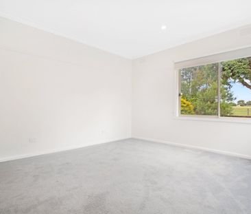 51 Blake Street, Reservoir VIC 3073 - Photo 6