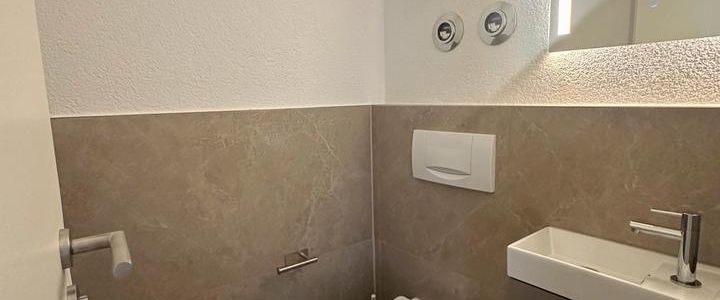 Frisch renovierte 4-Zimmer Wohnung zentral in GP mit Tiefgarage - Foto 1