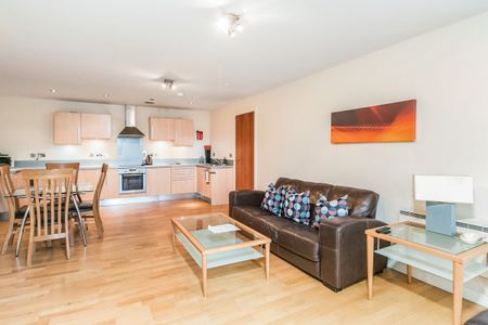 2 bedroom apartment to rent - Photo 5