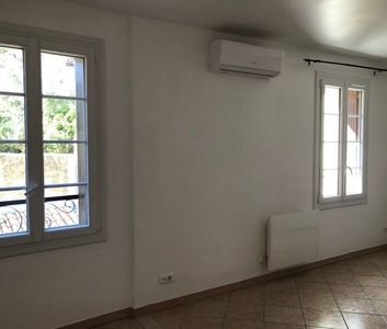 Location Appartement 3 pièces 58m² CUERS 83390 - Photo 3