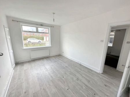 2 bed lower flat to rent in NE6 - Photo 5