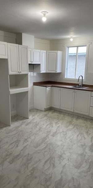 Super 4 1/2 haut d'un duplex fraichement rénové, Shawinigan-Sud - Photo 1