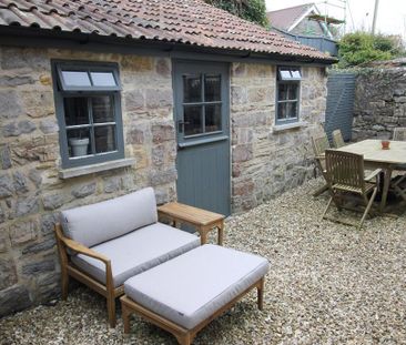 4 bedroom semi-detached house to rent - Photo 4