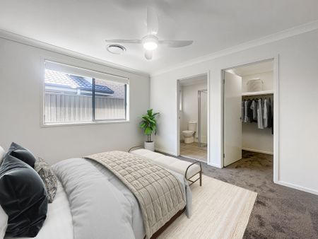 Stunning Brand New Family Home - Photo 3