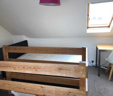 5 Bed - Pitcroft Avenue, Reading - Photo 4