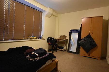 2 Bedroom Apartment - Photo 5