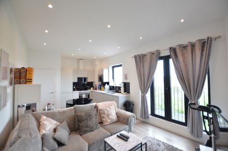 1 bedroom apartment to rent - Photo 2