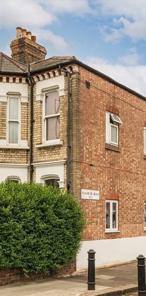 Bloemfontein Road, W12 7BX, London - Photo 1