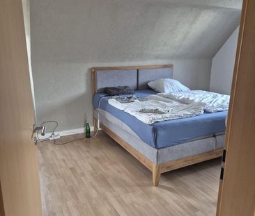 Alzenau wasserlos Dachwohnung 3 Zimmer Küche Bad. Keller 01 03.26 - Photo 1