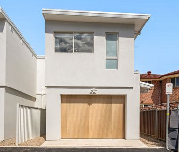Brand New Double Storey Studio - Photo 3