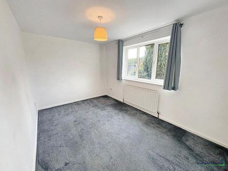 3 bedroom detached bungalow to rent - Photo 3