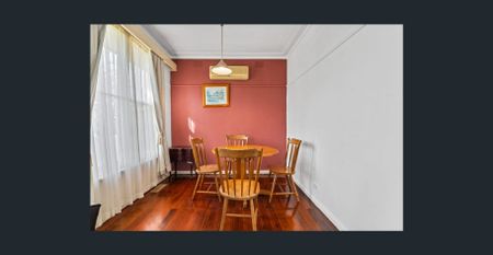 Spacious Family Home in a Prime Box Hill North Location - Photo 2