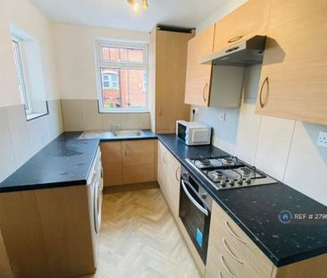 1 bedroom in a house share to rent - Photo 6