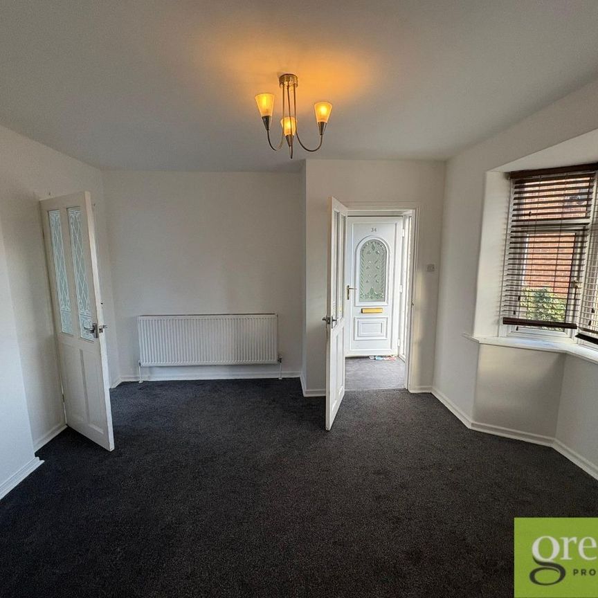 Raglan Avenue, Manchester, M27 - Photo 1