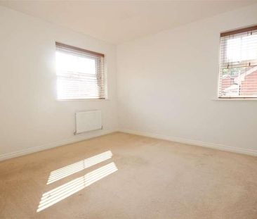 Haywood Road, Warwick, CV34 - Photo 6