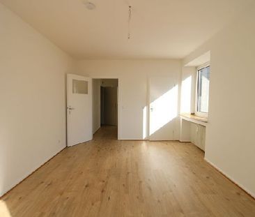 MODERNES APARTMENT IN ZENTRALER LAGE ZU MIETEN! - Photo 2