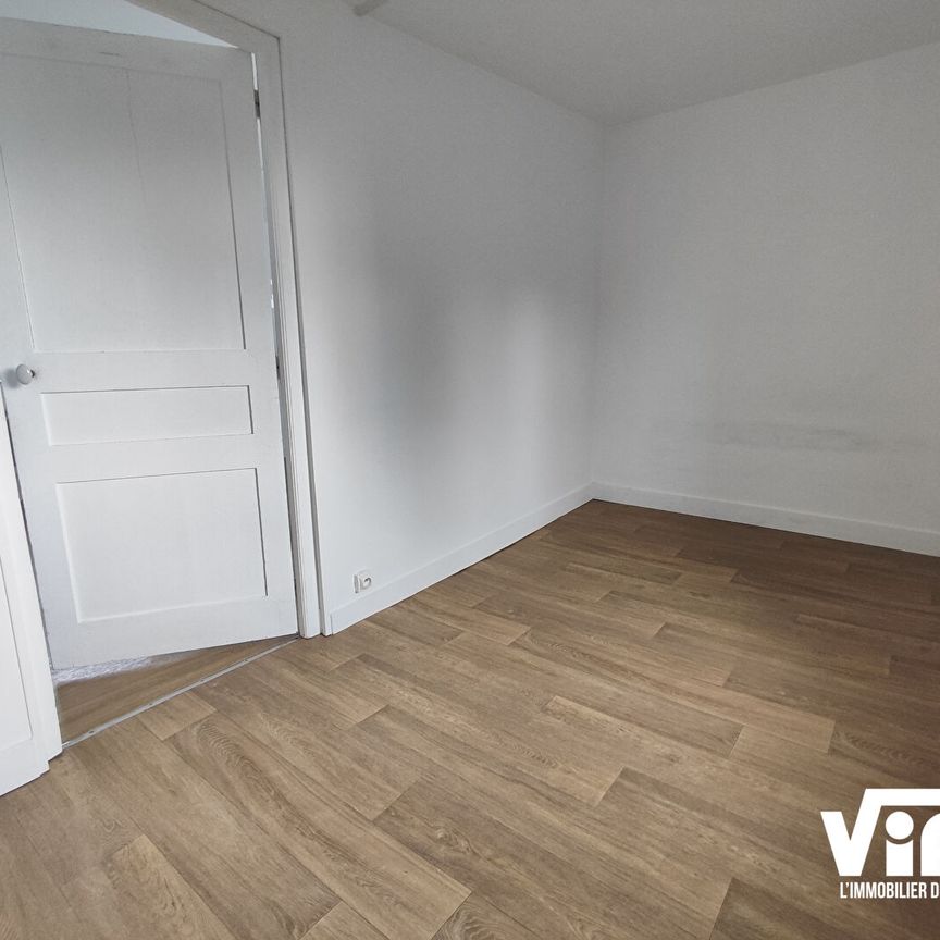 T2 QUARTIER MONTJOVIS - Photo 1