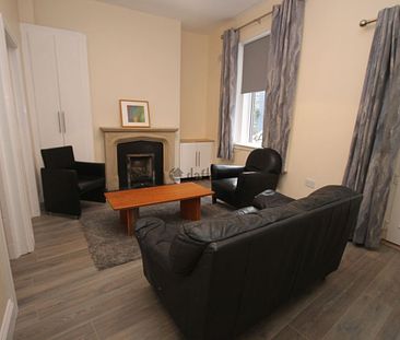 Apartment to rent in Dublin, Greenmount Ln - Photo 2