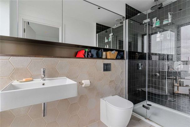 Spectacular two bedroom apartment with a south facing terrace. - Photo 1