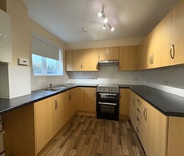 3 bedroom terraced to rent - Photo 6