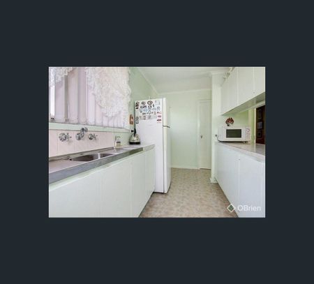 21 Caley Street, Frankston North, Vic 3200 - Photo 3