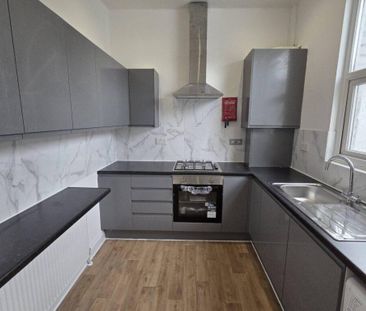 3 bedroom maisonette to rent - Photo 5