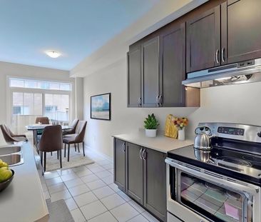 For Lease - 625 Sweetwater Crescent, Newmarket, Ontario - Photo 6