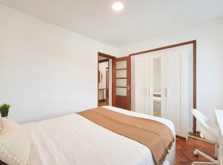 Rua Fialho de Almeida, Lisbon, Lisbon 1070 - Photo 4