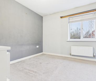 2 bedroom semi-detached house to rent - Photo 3