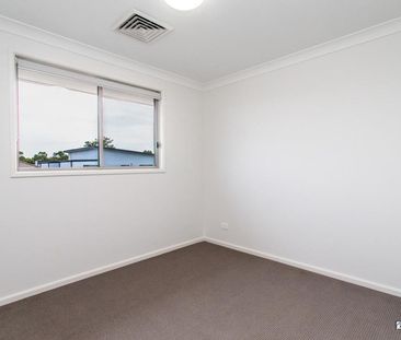 Prime Location! - Photo 4