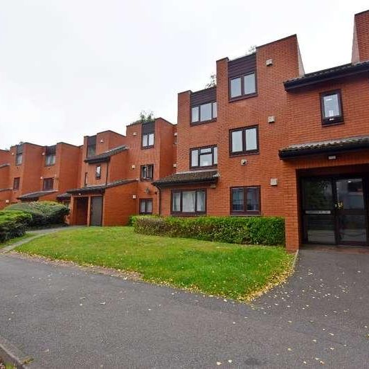 Flat, Waterside, Wheeleys Lane, Birmingham, B15 - Photo 1