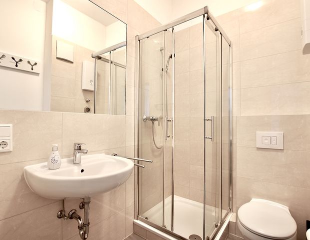 Geschmackvoll möblierte Wohnung in Kölner Messenähe - Photo 1