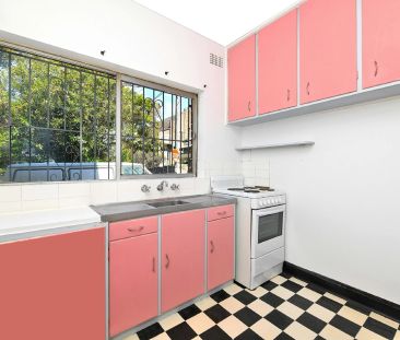 Ground Floor Studio Apartment - Photo 1