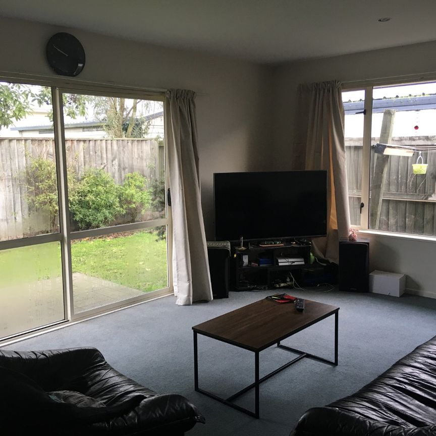 17A Harrow Street, Phillipstown - Photo 1