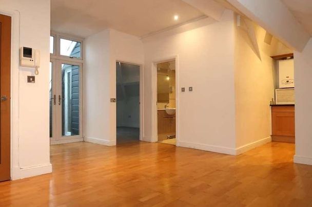 Belle Vue Court Apartments, Albert Road, Penarth, CF64 - Photo 1