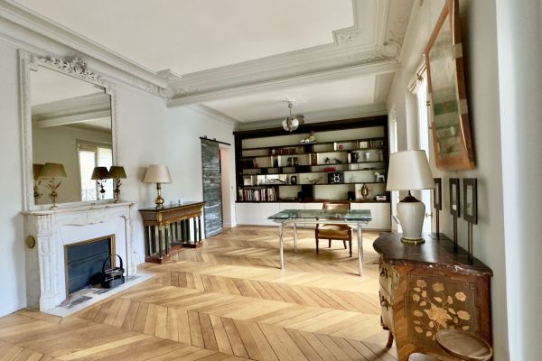 Appartement à louer à Paris 9Ème - Photo 1