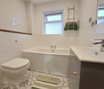 Laidon Square, HEMEL HEMPSTEAD - Photo 3