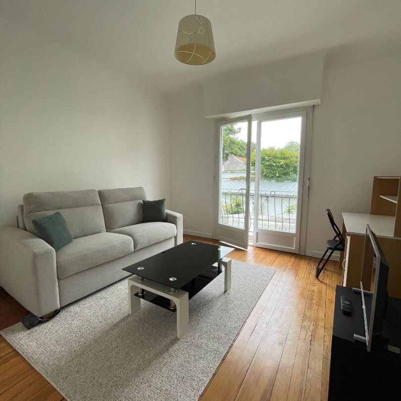 Location Appartement 1 pièce 33m² - Photo 1