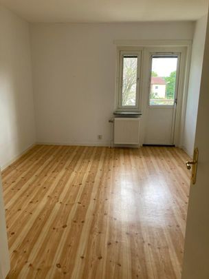Storgatan, Motala - Photo 1