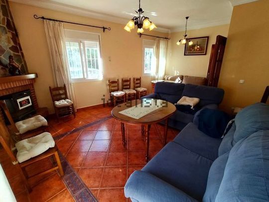 Alquiler de chalet pareado en A-355 - Photo 1