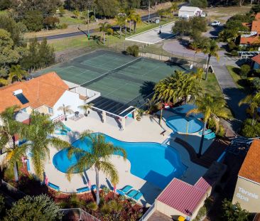 Brand New 2 Bedroom 2 Bathhrom Ground Floor Unit - Photo 1