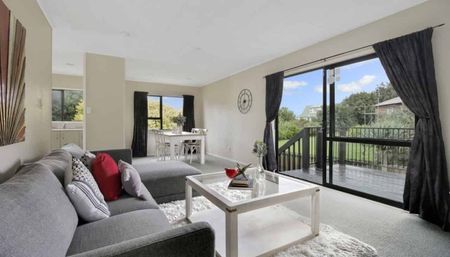 4-Bedroom Home with Huge Section - Photo 2